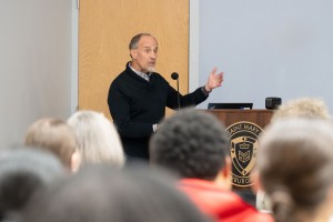 Brad Sachs, respected author and family psychologist, presented “Pulling Anchor, Setting Sail: Redefining Identity and Independence During Early Adulthood” at Mount Saint Mary College in October.