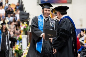 Peter Vincent Kawai Pappalardo of Kaneohe, Hawaii graduated from 91��ý Saint Mary College on Saturday, May 16. 