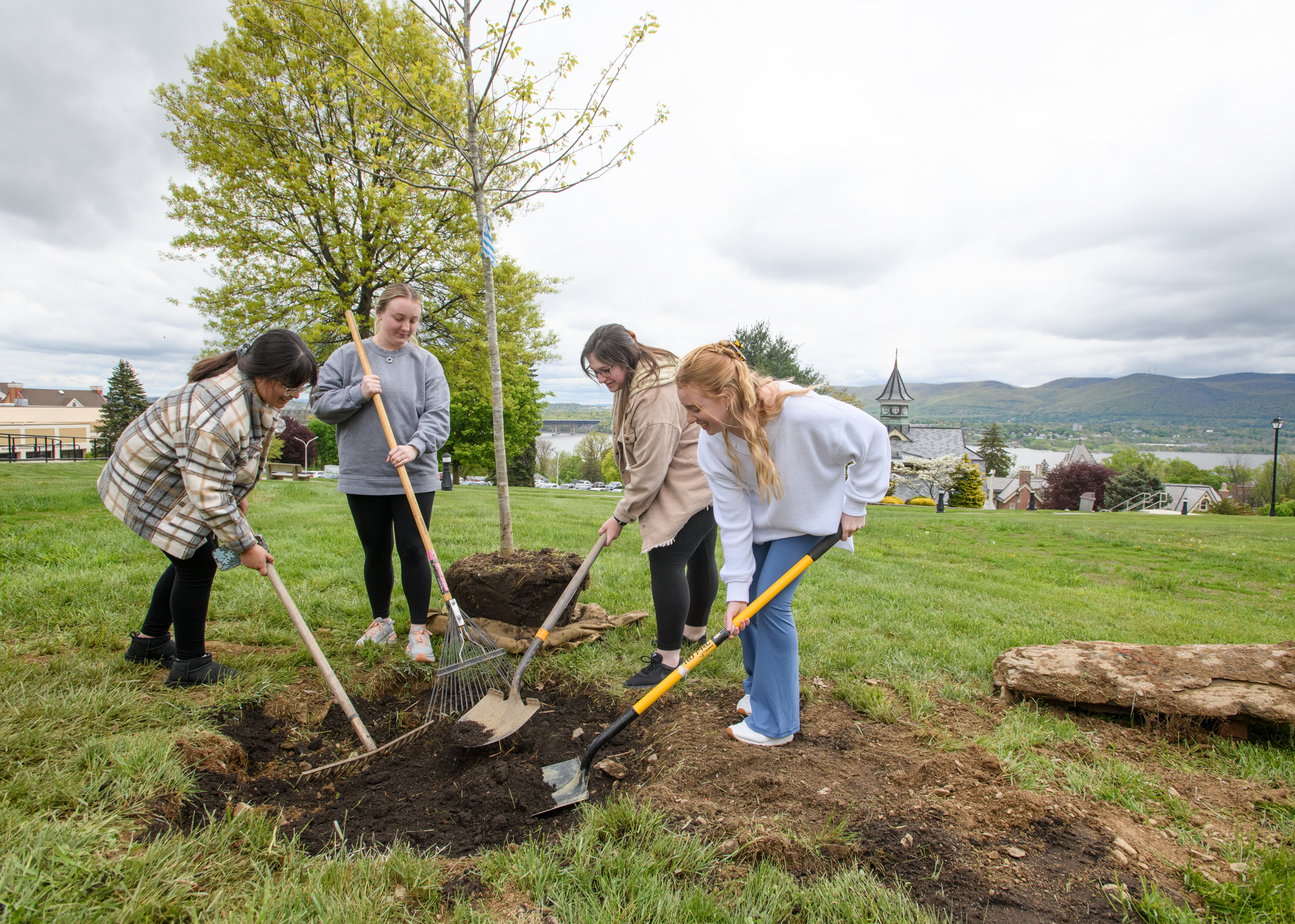 Mount Students get hands-on with tree planting project | Mount Saint ...