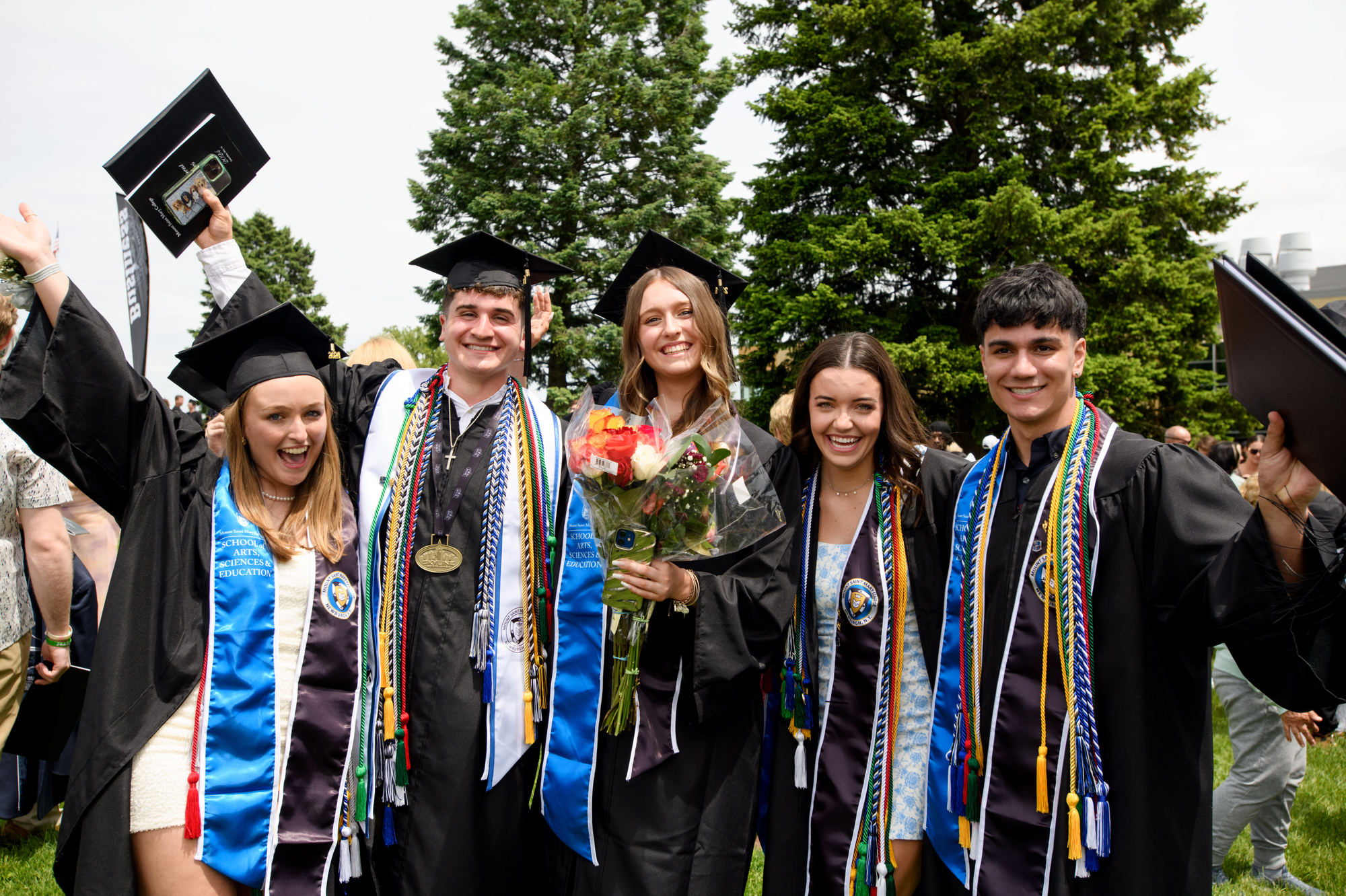 College Graduation Ceremony University Commencement Ceremony | Golden